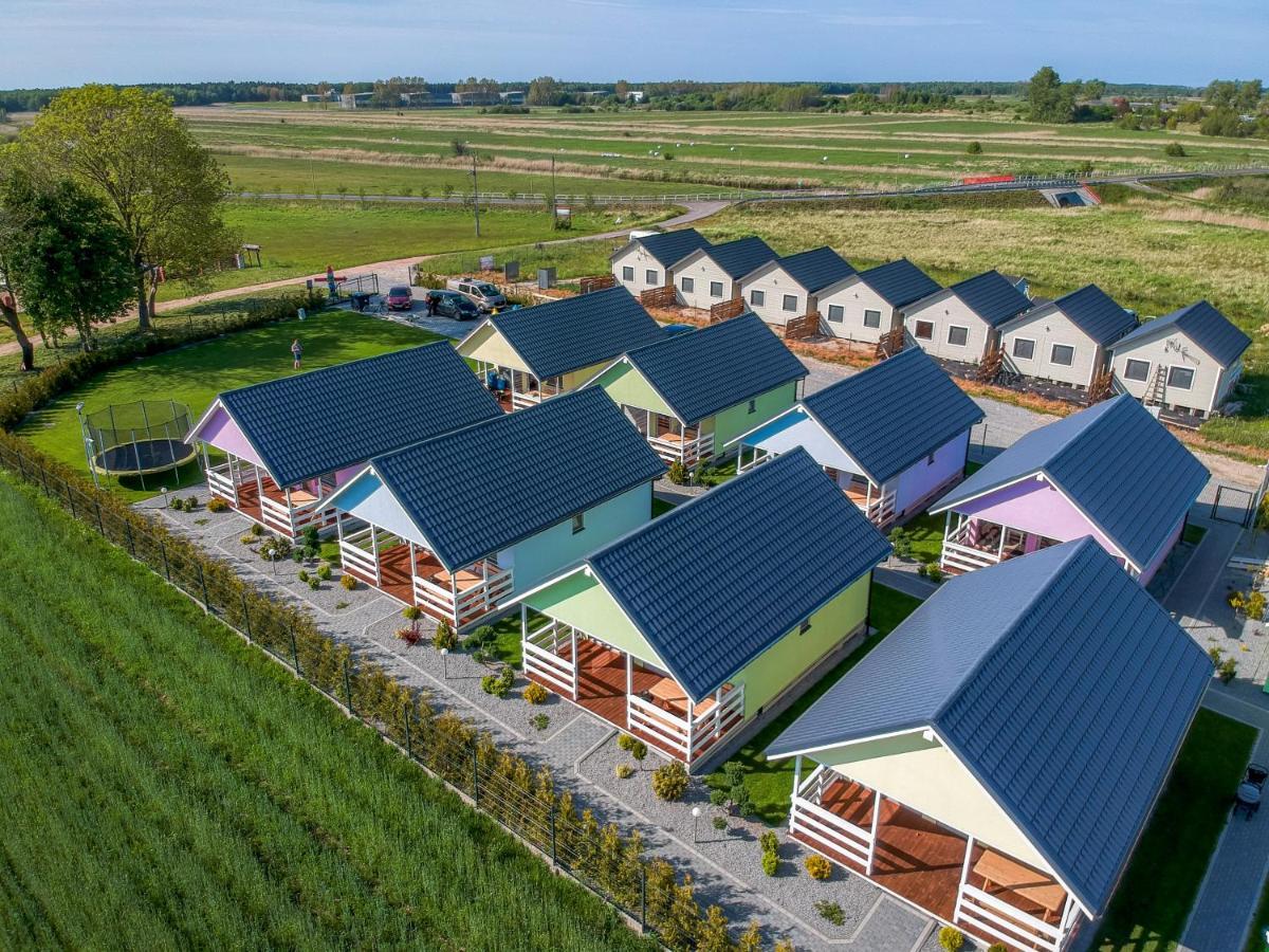 Domki Bajkowe Wzgorze Bobolin Exterior foto